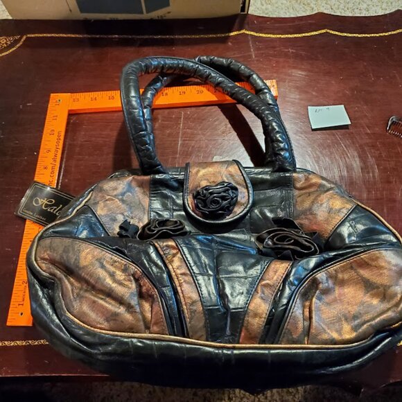 Hala Genuine Leather handbag - new with tags - Picture 1 of 3